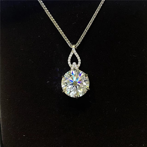 Sterling Silver 8ct diamond necklace - Picture 2 of 12